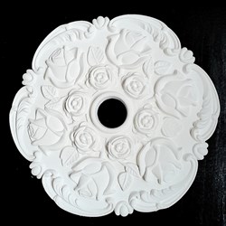 ГИПСОВАЯ РОЗЕТКА с розами, диаметр 30 см,толщина 5 см 2008