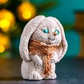 Фигура "Зайка в шарфе" бежевый 92 443