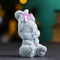 Фигура "Зайка с бантом" серо-голубой 92 425