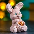 Фигура "Заяц с корзинкой" бежевый 92 475